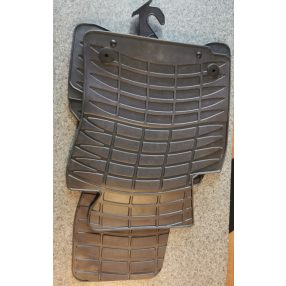 Volkswagen Jetta 2005-2010 Gumiszőnyeg  garn.