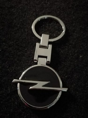 Kulcstartó fém Opel óraszíjas stílusú