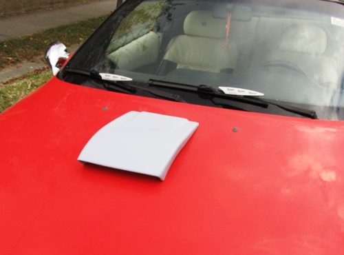 Légbeömlő univerzális motorháztetőre ST