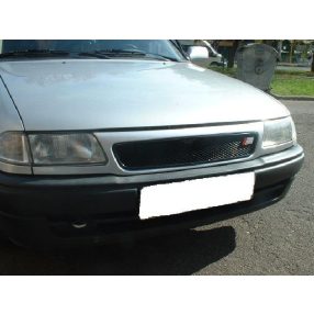 Opel Astra-F jel nélküli hűtőrács betét ST