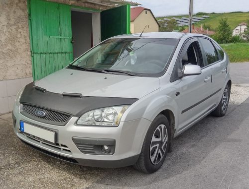 Ford Focus II Motorháztetővédő