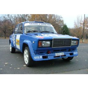 Lada 2107 üvegszálas motorháztető