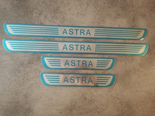 Küszöbvédő Opel Astra 