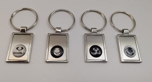 Emblémás kulcstartók díszcsomagolásban SSangyong