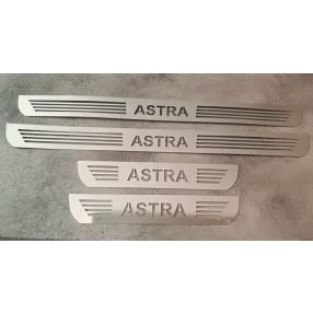 Küszöbvédő Opel Astra lézervágott