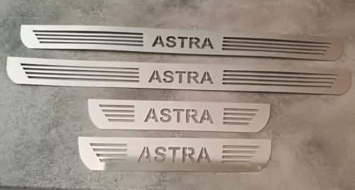 Küszöbvédő Opel Astra lézervágott