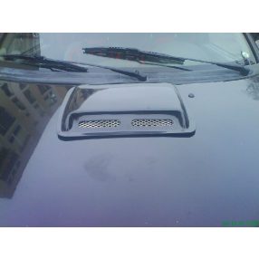 Légbeömlő univerzális motorháztetőre ST