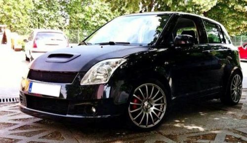 Légbeömlő univerzális motorháztetőre ST